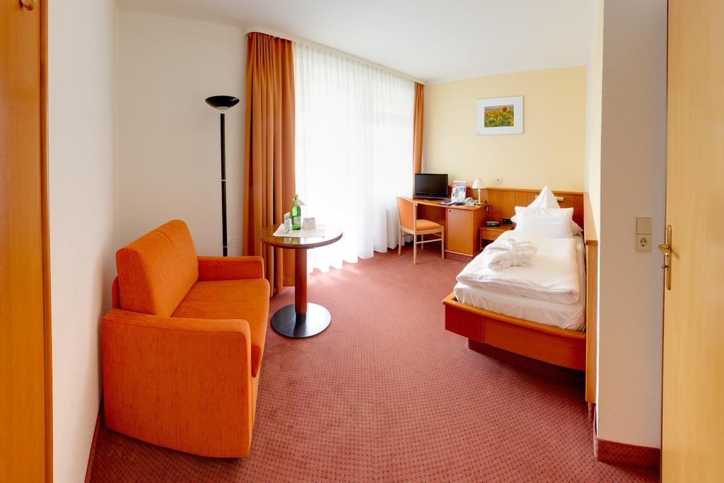 Vitalhotel Weisse Elster Bad Elster Exterior photo
